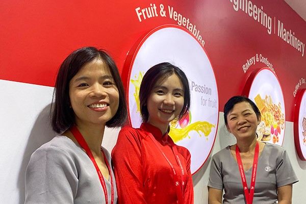 booth-staff-600x400px Propak Vietnam 2024 booth staff